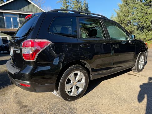 Used 2014 Subaru Forester 2.5i Premium image 5
