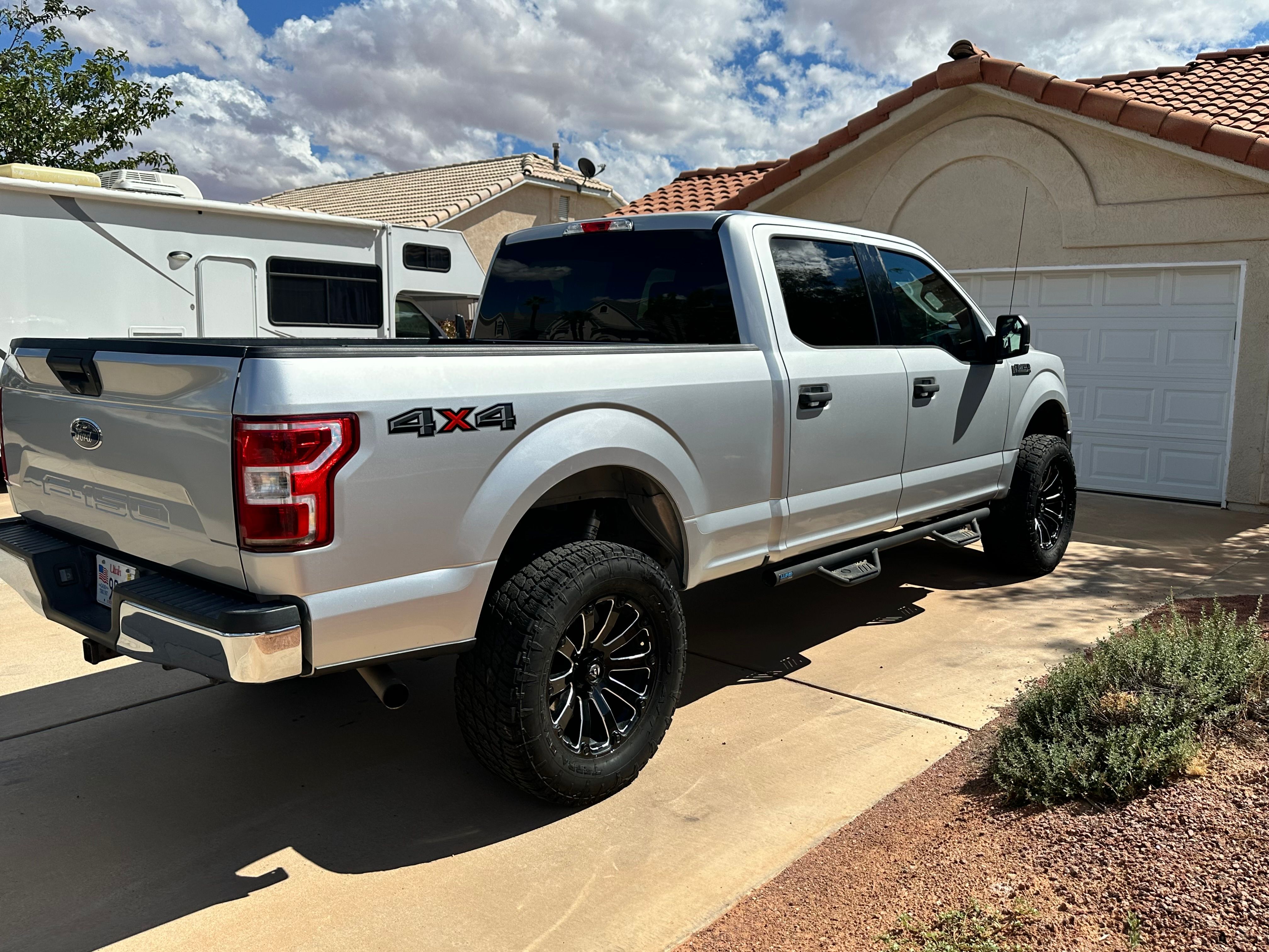 Used 2018 Ford F150 XLT w/ Trailer Tow Package AWD/4WD image 8