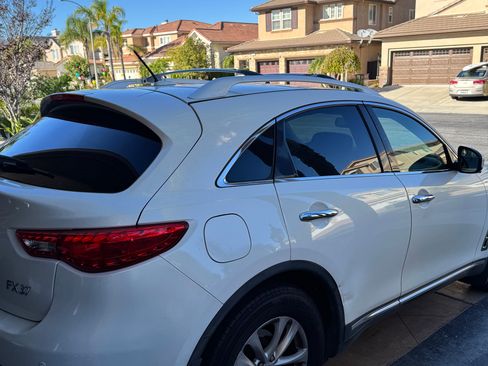 Used 2013 INFINITI FX37 2WD w/ Premium Pkg image 4