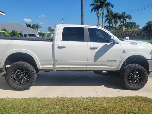 Used 2022 RAM 2500 Laramie image 5