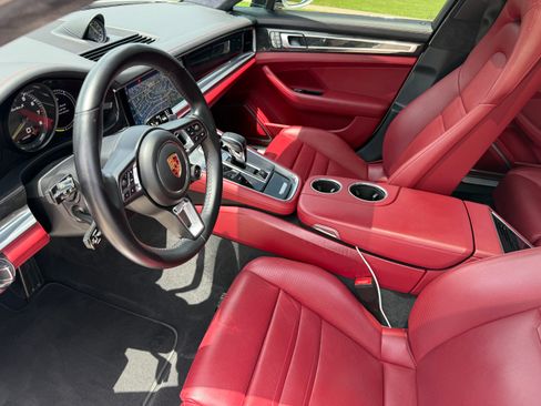 Used 2020 Porsche Panamera Turbo S image 17