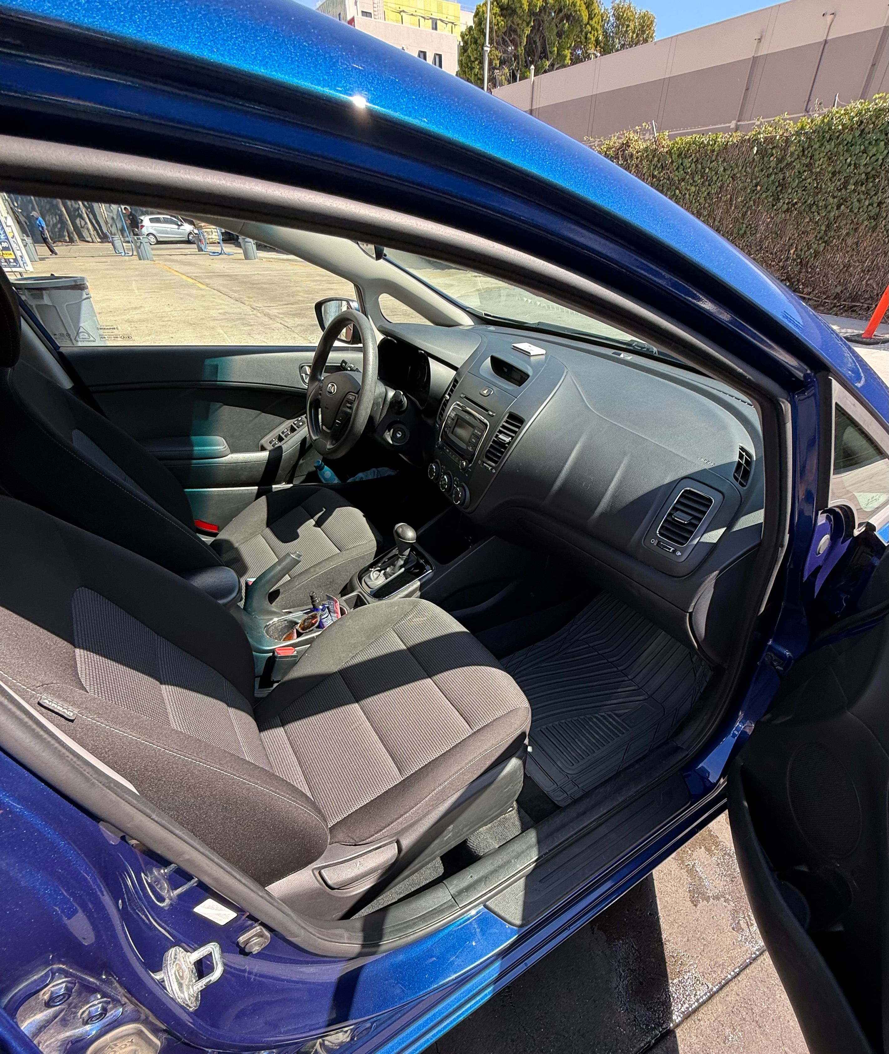 Used 2017 Kia Forte LX FWD image 13