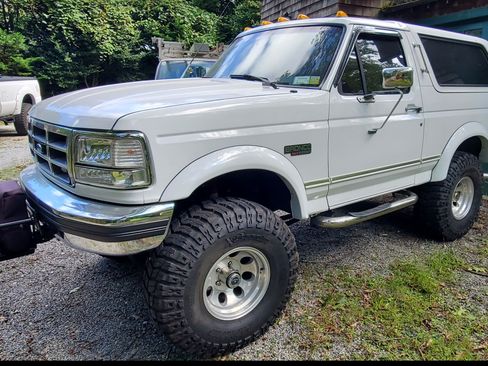 Used 1995 Ford Bronco image 1