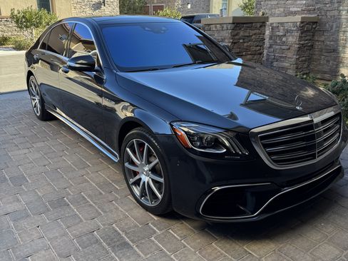 Used 2019 Mercedes-Benz S 63 AMG S 4MATIC Sedan image 4