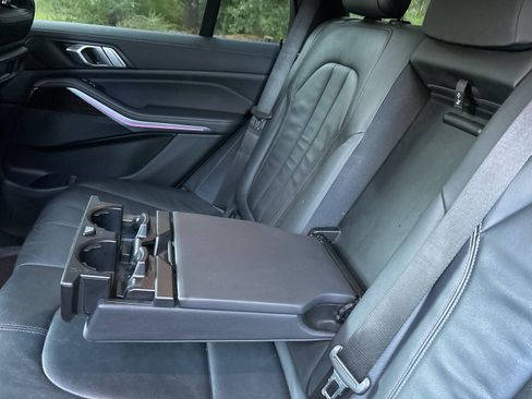 Used 2020 BMW X5 xDrive40i w/ M Sport Package image 16