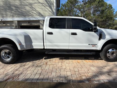 Used 2019 Ford F350 XL w/ STX Appearance Package image 5