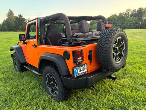 Used 2013 Jeep Wrangler Sport AWD/4WD image 8