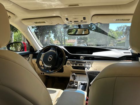 Used 2015 Lexus ES 350 w/ Premium Package FWD image 17