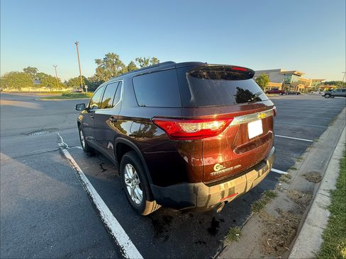 Used 2019 Chevrolet Traverse LT AWD/4WD image 9