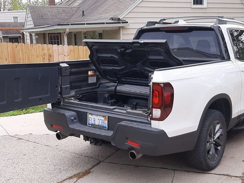 Used 2021 Honda Ridgeline Sport image 6