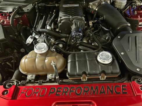 Used 2016 Ford Mustang GT Premium w/ GT Performance Package image 8