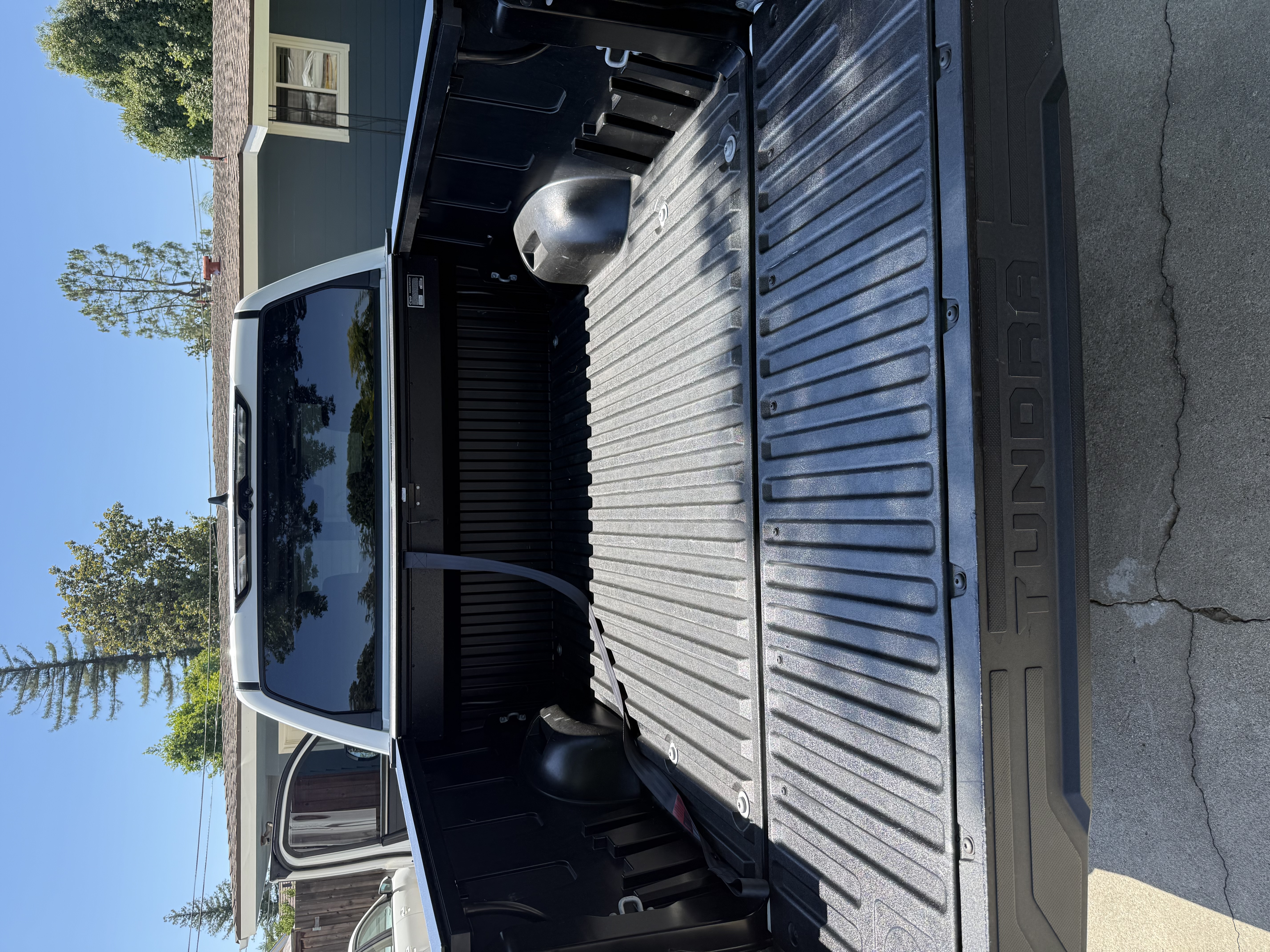 Used 2024 Toyota Tundra Limited AWD/4WD image 12