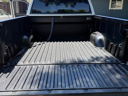 Used 2024 Toyota Tundra Limited AWD/4WD image 12