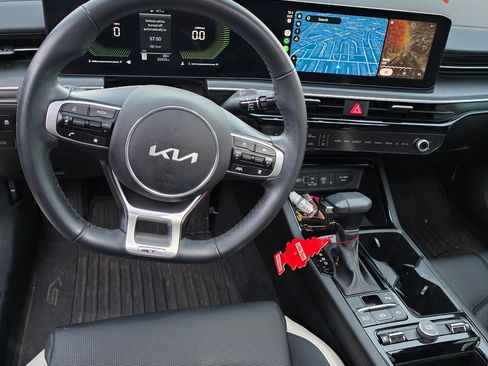 Used 2025 Kia K5 GT-Line w/ GT-Line Premium Package image 5