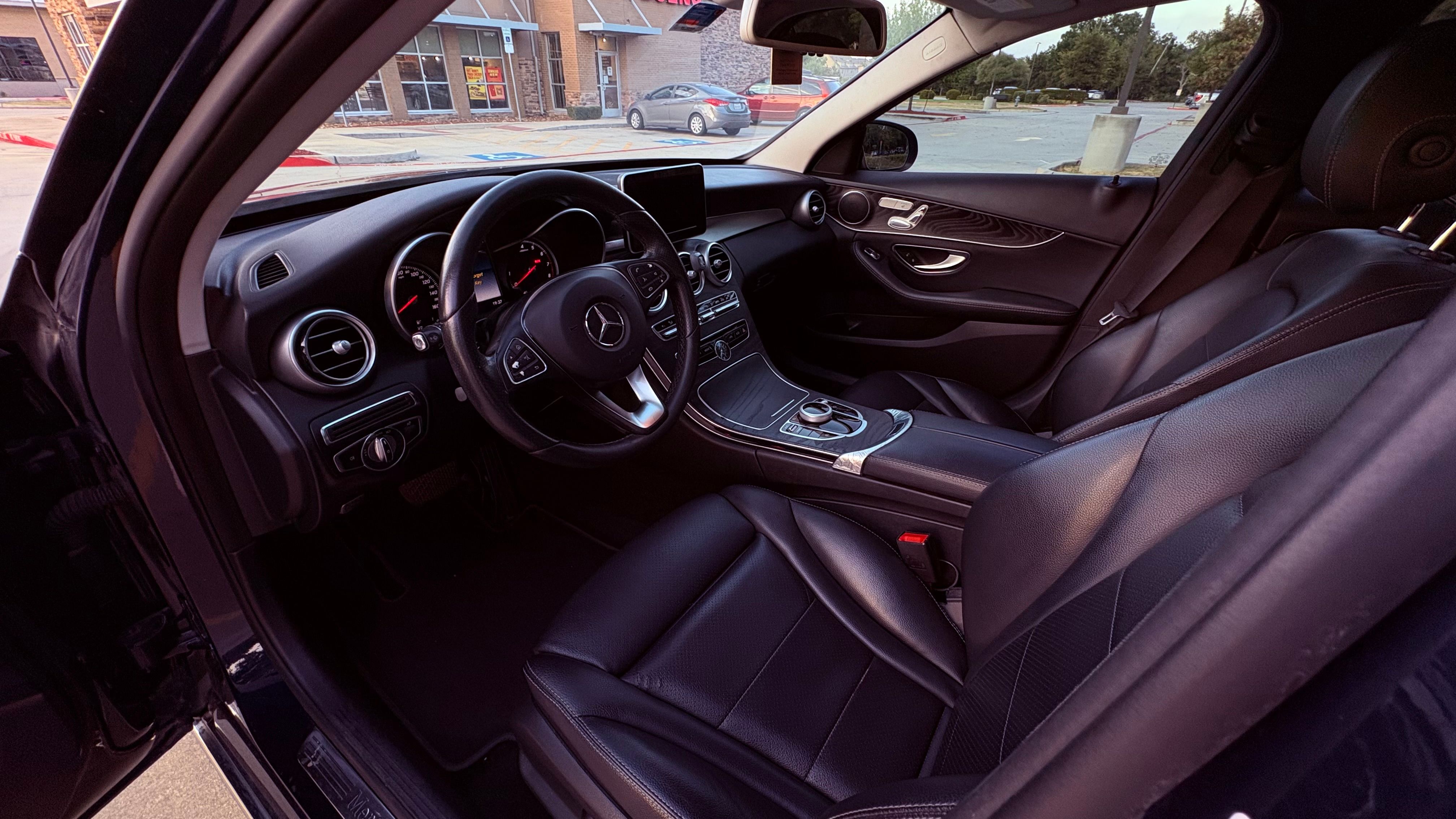 Used 2017 Mercedes-Benz C 300 Sedan image 15