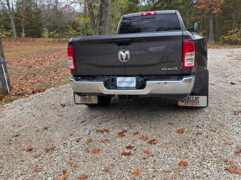 Used 2022 RAM 3500 Tradesman image 5