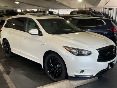 Used 2015 INFINITI QX60 AWD w/ Deluxe Touring Package