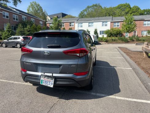 Used 2016 Hyundai Tucson SE w/ Option Group 02 AWD/4WD image 6