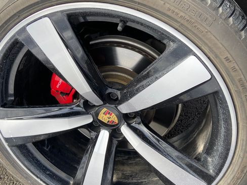 Used 2023 Porsche Macan S image 14