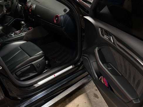 Used 2019 Audi RS 3 w/ Technology Package image 6