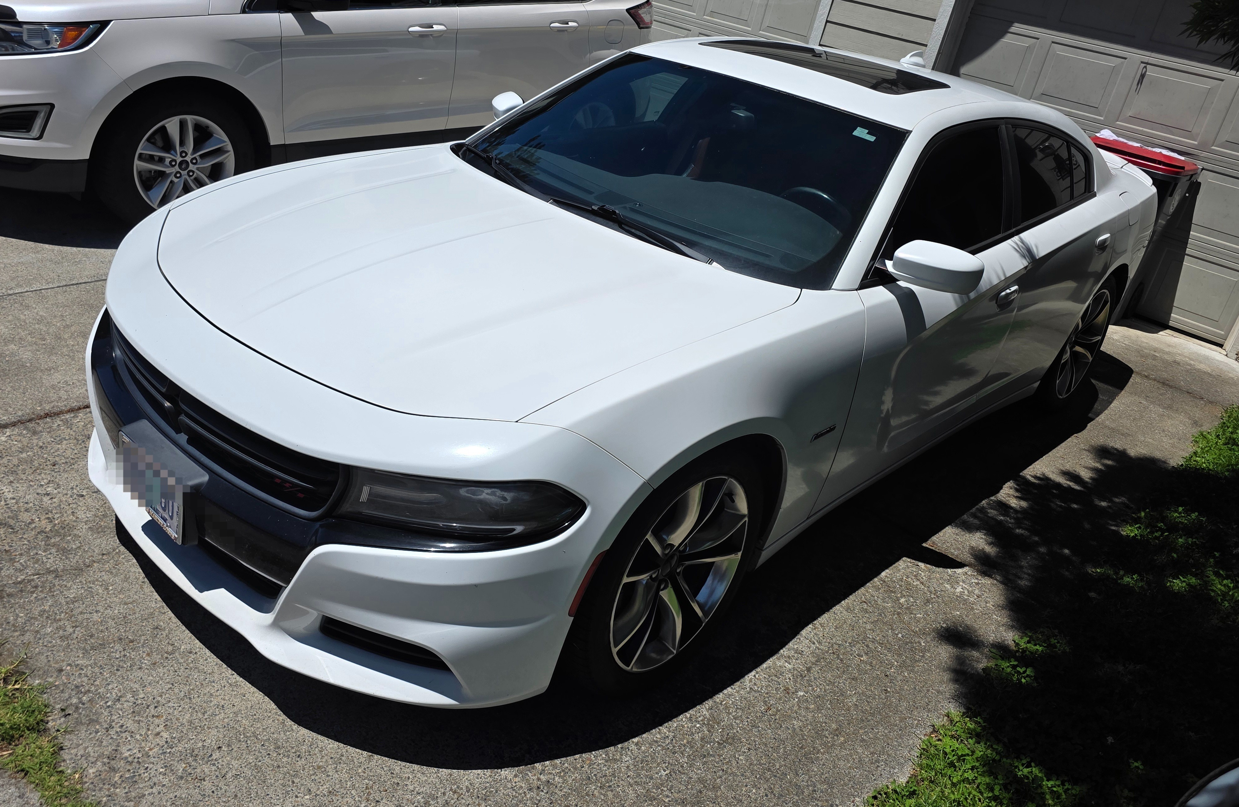 Used 2016 Dodge Charger R/T RWD image 1