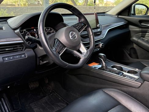 Used 2019 Nissan Altima 2.5 Platinum FWD image 9