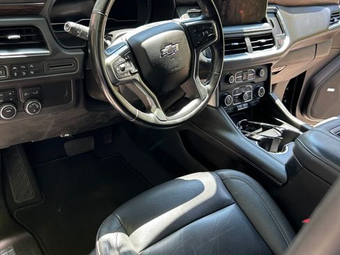 Used 2023 Chevrolet Tahoe Z71 w/ Luxury Package image 15