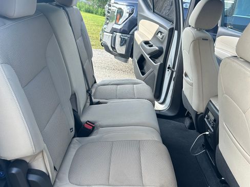 Used 2022 Chevrolet Traverse LS w/ Midnight/Sport Edition AWD/4WD image 15