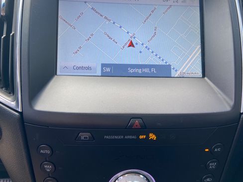 Used 2020 Ford Edge Titanium w/ Equipment Group 301A image 19