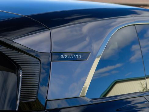 Used 2026 Lucid Gravity Grand Touring image 4