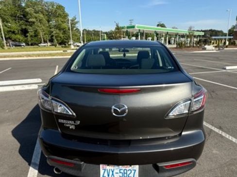 Used 2010 MAZDA MAZDA3 i Touring FWD image 5