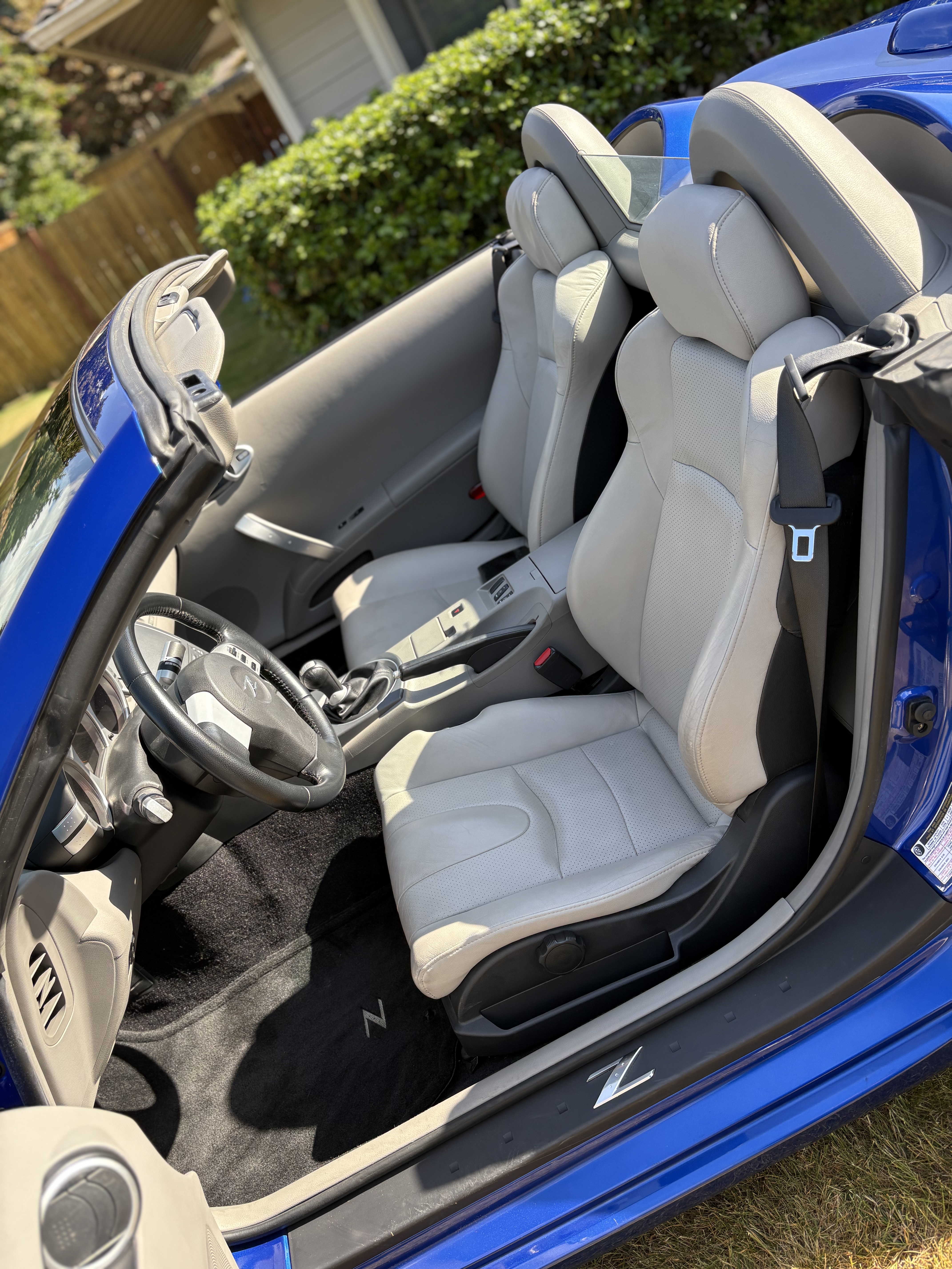 Used 2004 Nissan 350Z Touring RWD image 8