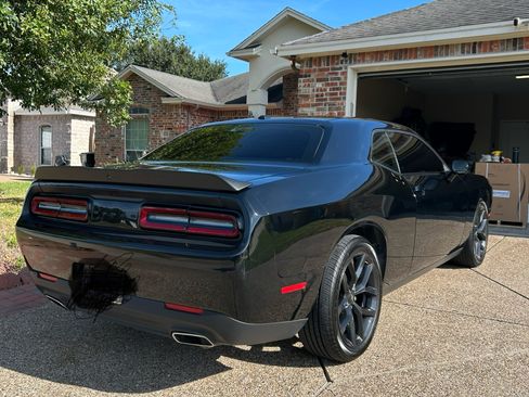 Used 2021 Dodge Challenger SXT w/ Blacktop Package image 4