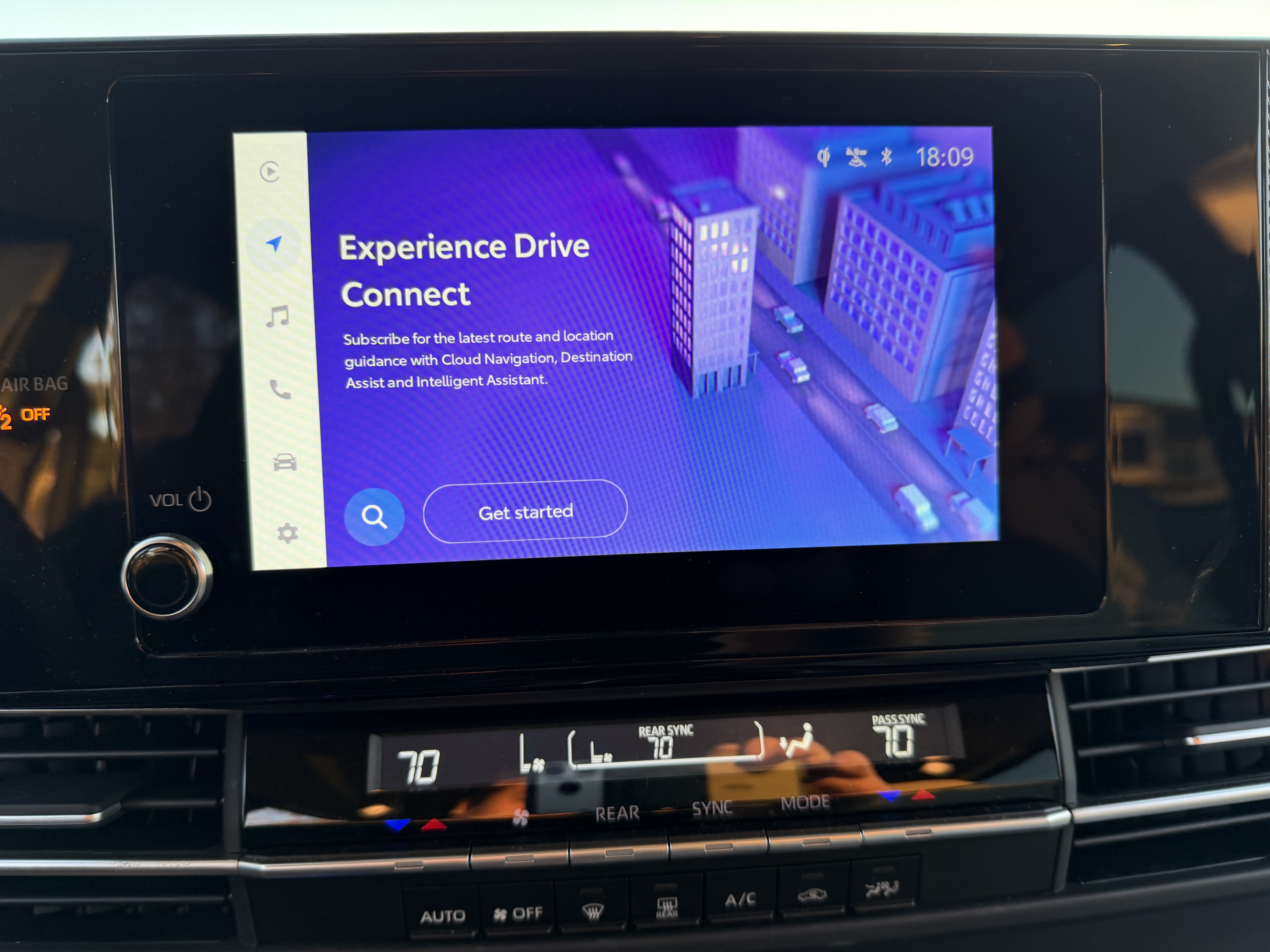 Used 2026 Toyota Sienna LE FWD image 20