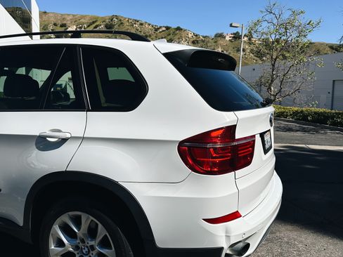Used 2011 BMW X5 xDrive35i image 26