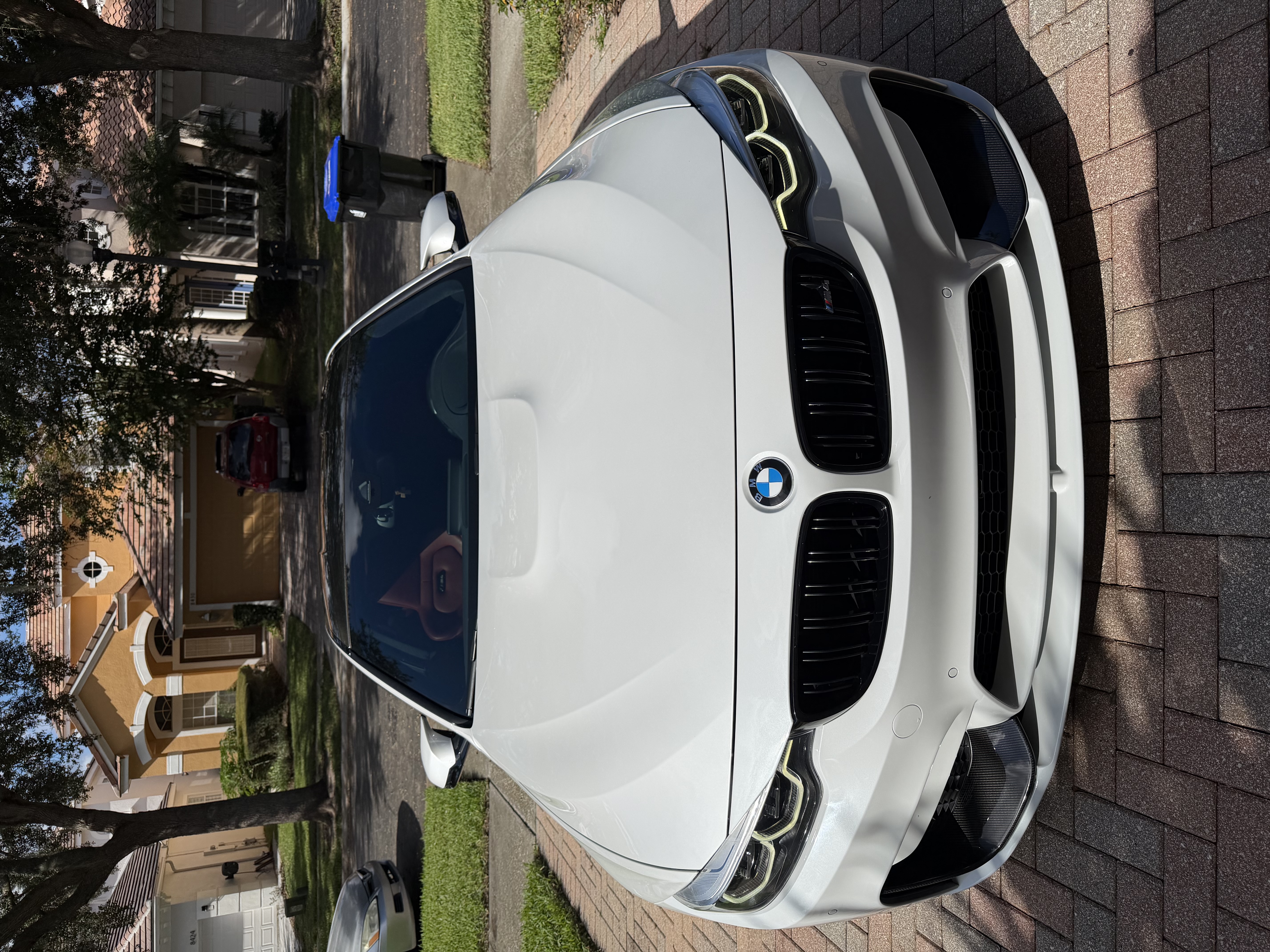 Used 2018 BMW M4 Coupe RWD image 2