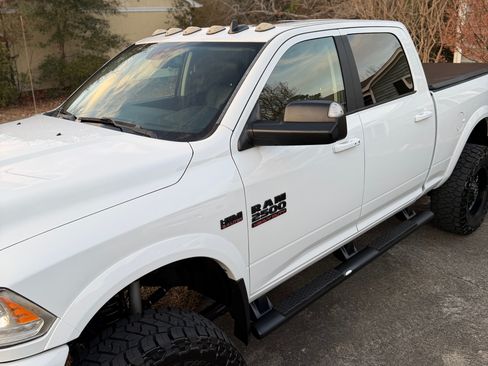 Used 2017 RAM 2500 Laramie w/ Sport Appearance Group image 27