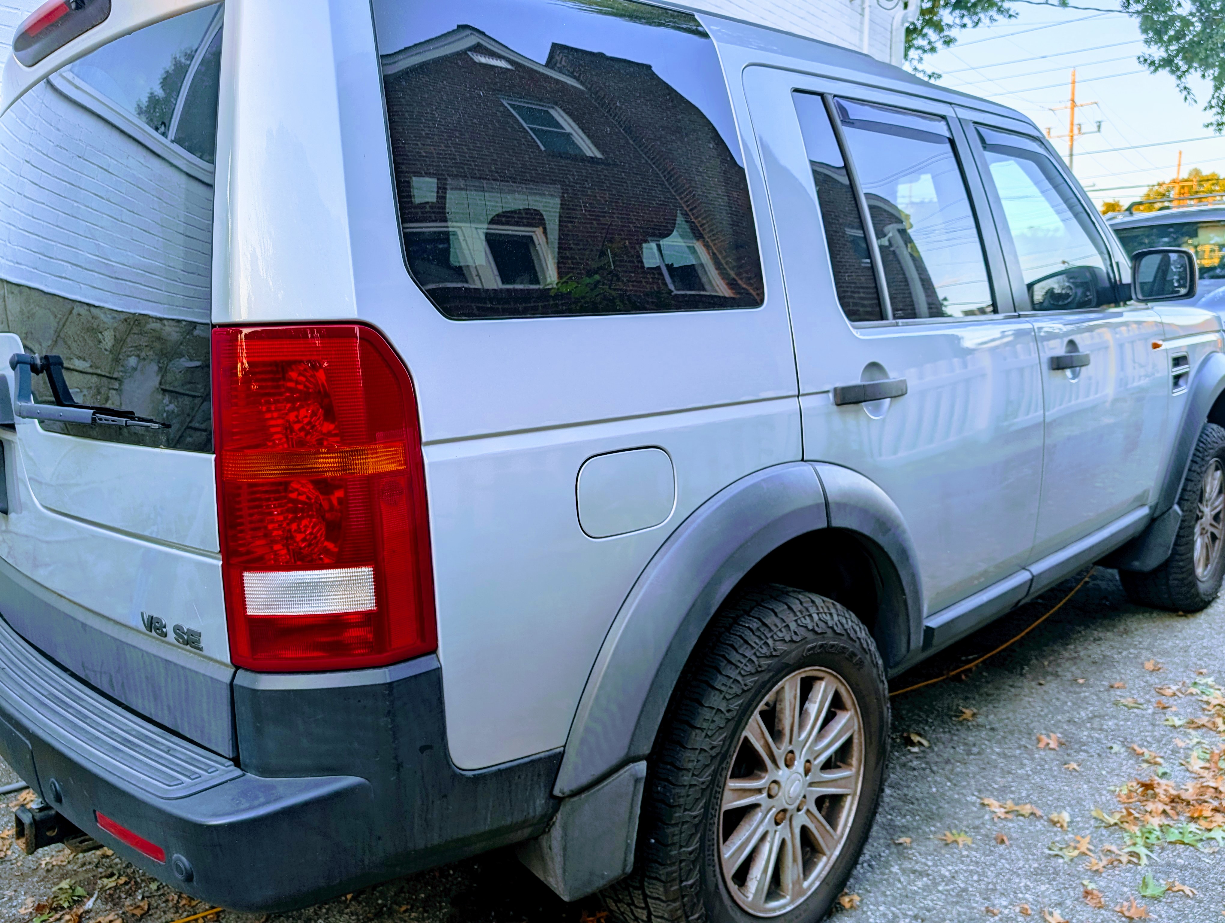 Used 2007 Land Rover LR3 SE AWD/4WD image 4
