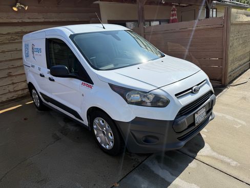Used 2016 Ford Transit Connect XL image 1
