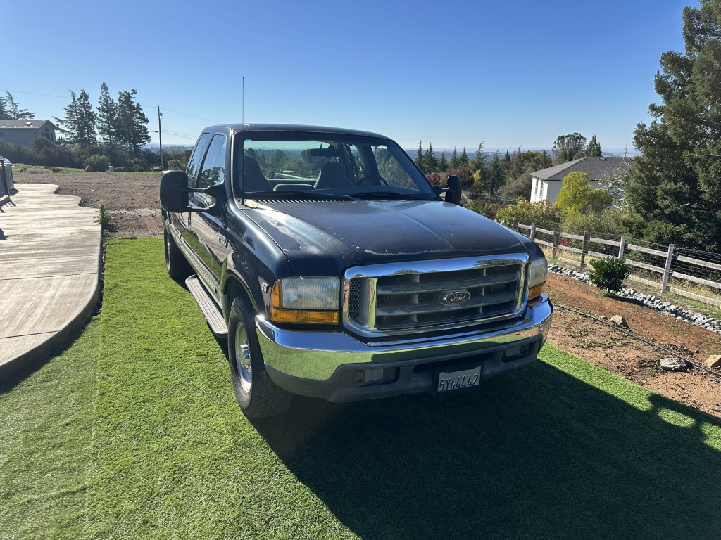 Used 1999 Ford F250 2WD SuperCab Super Duty image 1