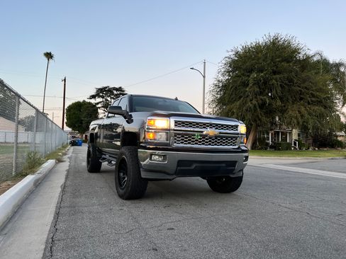 Used 2014 Chevrolet Silverado 1500 LT w/ LT Convenience Package RWD image 5
