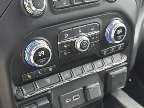 Used 2023 GMC Sierra 2500 AT4 w/ Gooseneck/5TH Wheel Package image 16