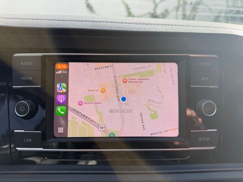 Used 2019 Volkswagen Jetta R-Line image 11