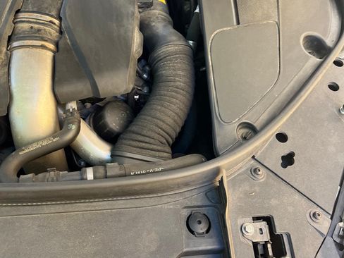 Used 2017 Mercedes-Benz Maybach S 550 4MATIC image 29