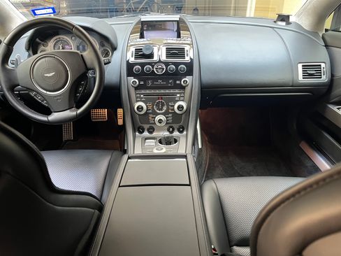 Used 2011 Aston Martin Rapide Luxe image 6