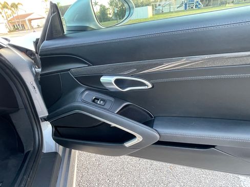 Used 2018 Porsche 718 Cayman GTS image 19