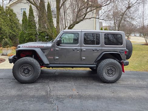 Used 2019 Jeep Wrangler Unlimited Rubicon w/ Dual Top Group image 1