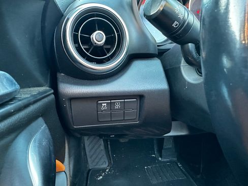 Used 2018 FIAT 124 Spider Lusso image 12