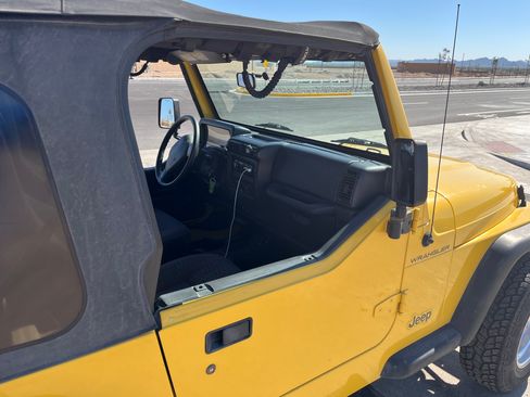 Used 2000 Jeep Wrangler SE image 12