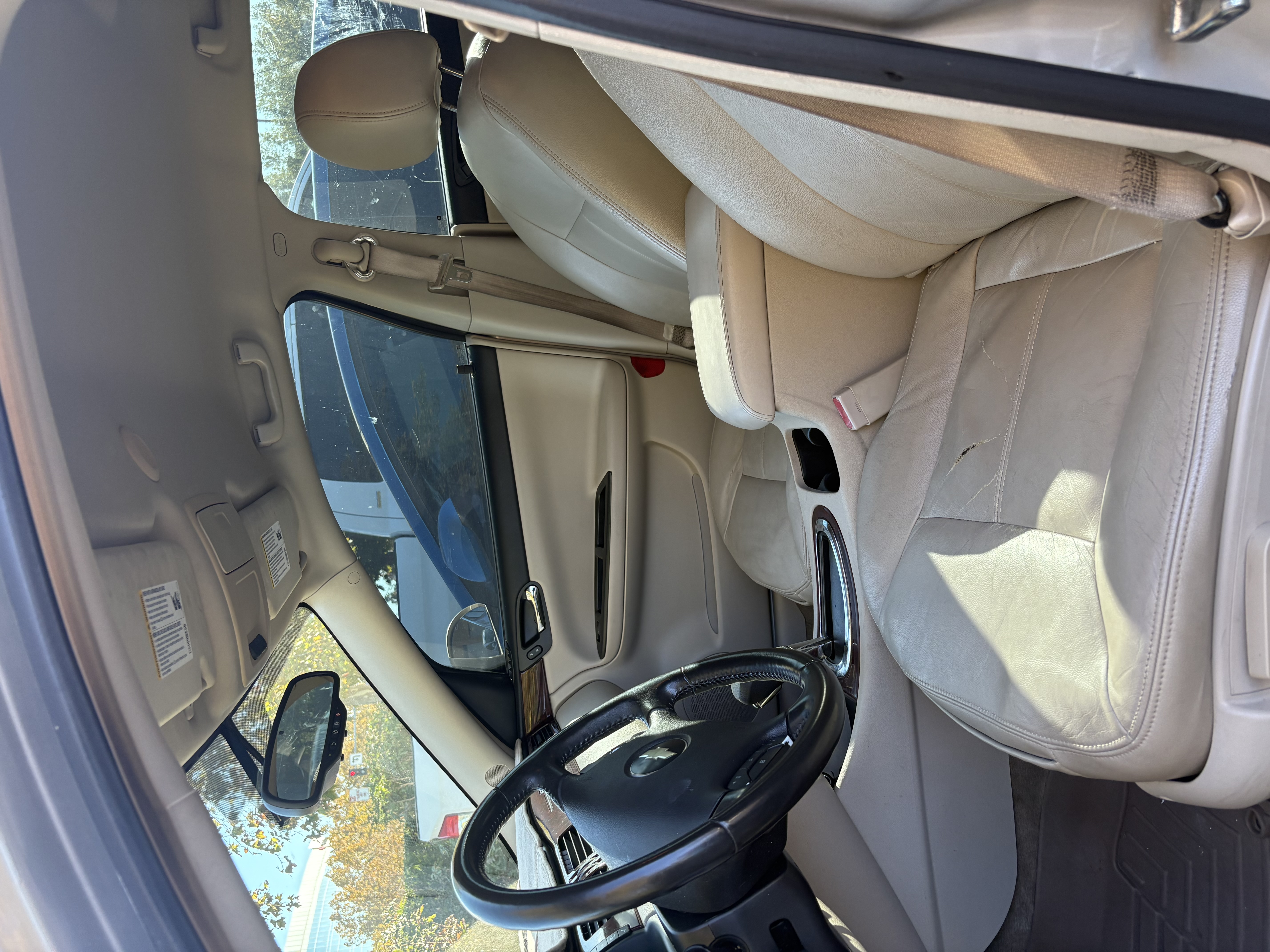Used 2010 Chevrolet Impala LT w/ Convenience Package FWD image 5